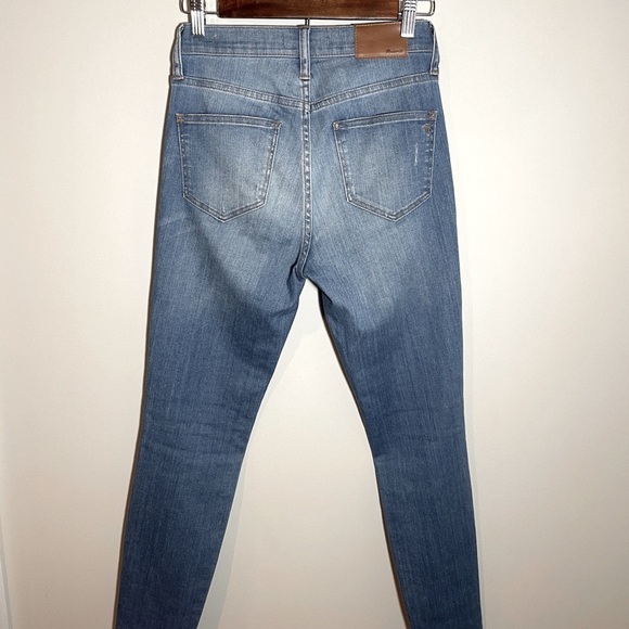 Madewell 9” High Riser distressed Skinny jeans size 26 - Picture 4 of 9